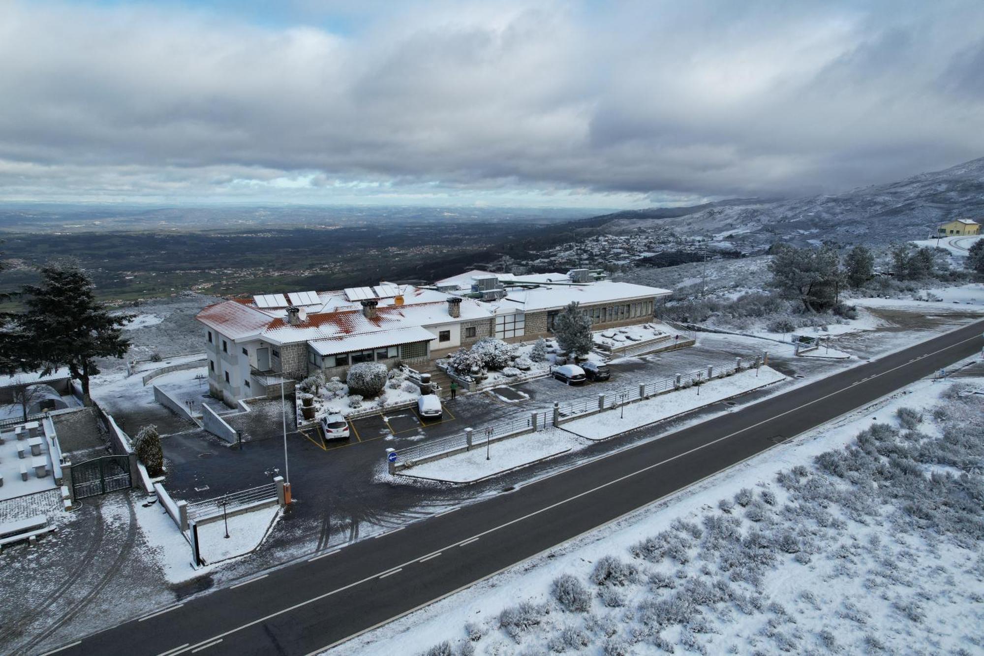Hotel Albergaria Senhora Do Espinheiro Seia Eksteriør bilde